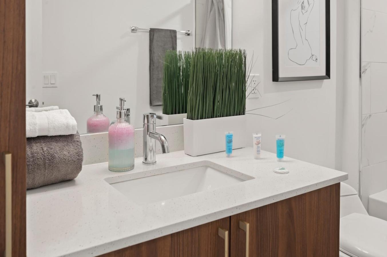 Modern Unit Mins From Brickell With Free Parking Apartment Miami Luaran gambar