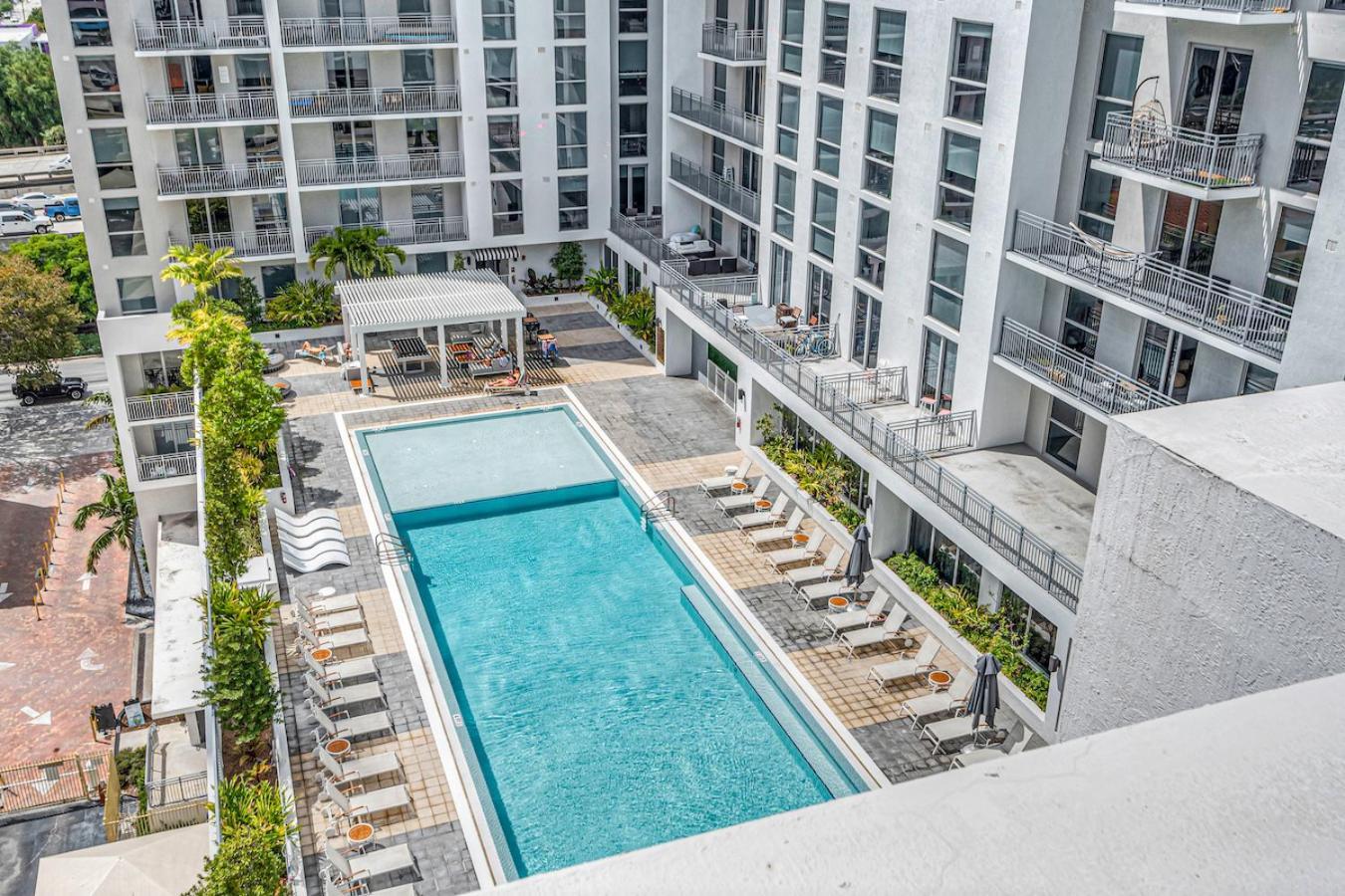 Modern Unit Mins From Brickell With Free Parking Apartment Miami Luaran gambar
