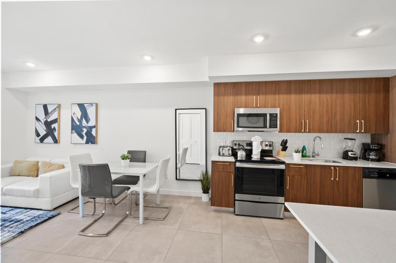 Modern Unit Mins From Brickell With Free Parking Apartment Miami Luaran gambar